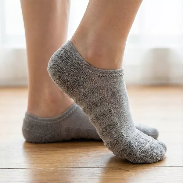 invisible socks, ankle socks, breathable ankle socks, thin socks, no show socks, low cut socks